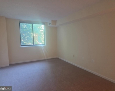 2230 George C Marshall Drive - Photo Thumbnail 14