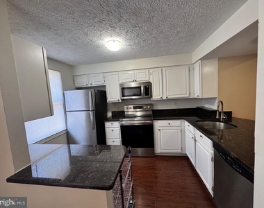 8562 Koluder Court - Photo Thumbnail 1