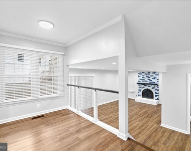 9303 Macswain Place - Photo Thumbnail 7