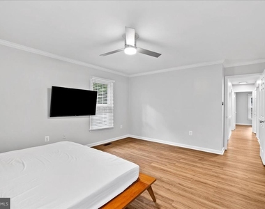 9303 Macswain Place - Photo Thumbnail 21
