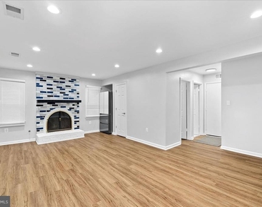 9303 Macswain Place - Photo Thumbnail 10
