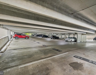 9486 Virginia Center Boulevard - Photo Thumbnail 30