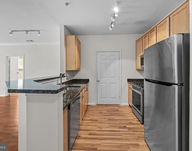 9486 Virginia Center Boulevard - Photo Thumbnail 5