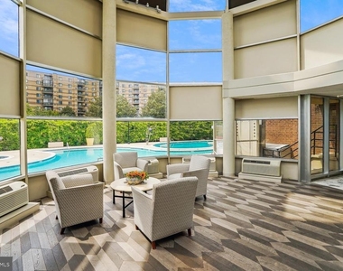 8360 Greensboro Drive - Photo Thumbnail 34