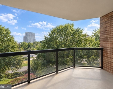 8360 Greensboro Drive - Photo Thumbnail 15