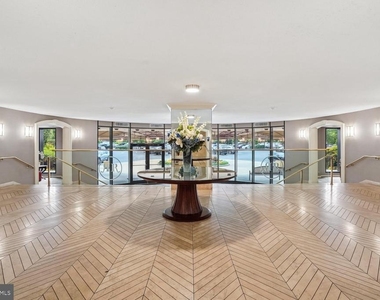 8360 Greensboro Drive - Photo Thumbnail 32
