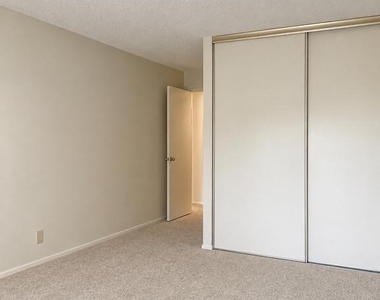 8360 Greensboro Drive - Photo Thumbnail 13