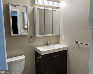 724 Upham Place Nw - Photo Thumbnail 31