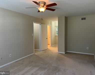 724 Upham Place Nw - Photo Thumbnail 29