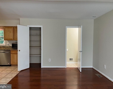 724 Upham Place Nw - Photo Thumbnail 24