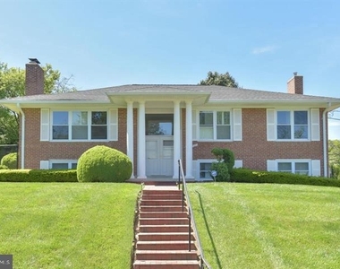 1500 Smith Street - Photo Thumbnail 39