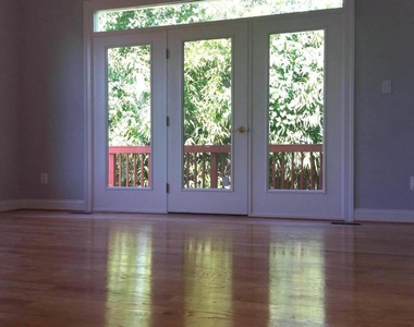 6440 Columbia Pike - Photo Thumbnail 8