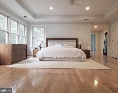 6440 Columbia Pike - Photo Thumbnail 11