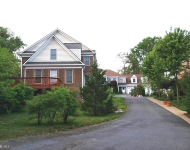 6440 Columbia Pike - Photo Thumbnail 20