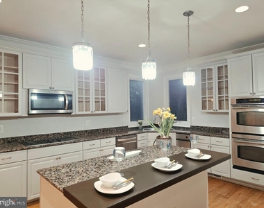 6440 Columbia Pike - Photo Thumbnail 35