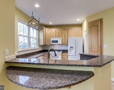 11472 Waterhaven Court - Photo Thumbnail 11