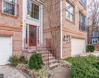 11472 Waterhaven Court - Photo Thumbnail 2