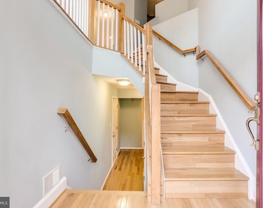 11472 Waterhaven Court - Photo Thumbnail 3