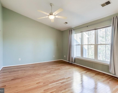 11472 Waterhaven Court - Photo Thumbnail 19