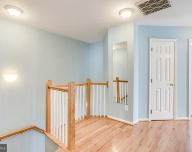 11472 Waterhaven Court - Photo Thumbnail 18