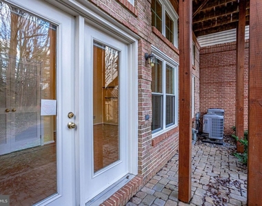 11472 Waterhaven Court - Photo Thumbnail 41