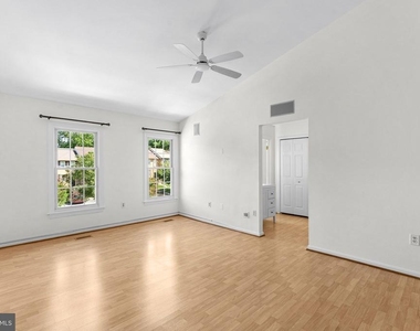 7877 Painted Daisy Drive - Photo Thumbnail 17