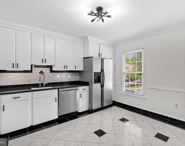7877 Painted Daisy Drive - Photo Thumbnail 8