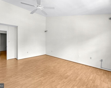 7877 Painted Daisy Drive - Photo Thumbnail 19