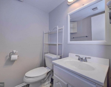 7794 Euclid Way - Photo Thumbnail 9