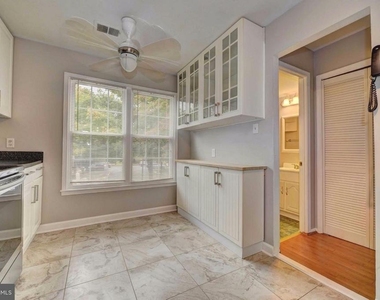 7794 Euclid Way - Photo Thumbnail 7
