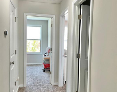 246 Ladden Lane - Photo Thumbnail 11