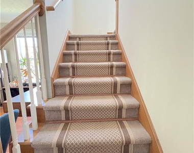 247 Richmond Park Drive - Photo Thumbnail 12