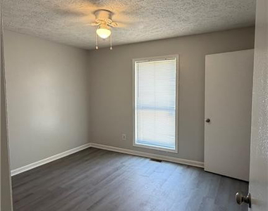 5858 Aftonshire Drive - Photo Thumbnail 3