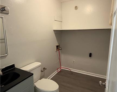 5858 Aftonshire Drive - Photo Thumbnail 6