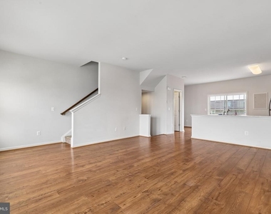 215 Starry Way Drive - Photo Thumbnail 1