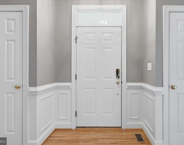 104 Bramble Court - Photo Thumbnail 6