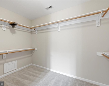 104 Bramble Court - Photo Thumbnail 31