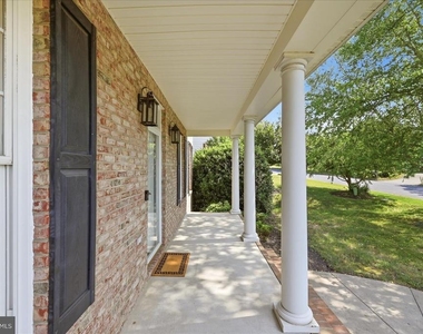 104 Bramble Court - Photo Thumbnail 5