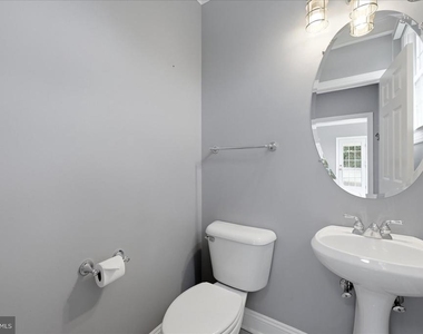 104 Bramble Court - Photo Thumbnail 21