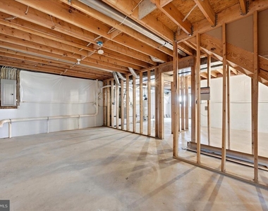 104 Bramble Court - Photo Thumbnail 44
