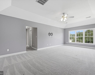 104 Bramble Court - Photo Thumbnail 24