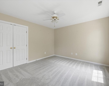 104 Bramble Court - Photo Thumbnail 38