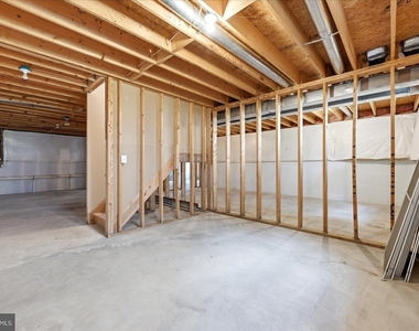 104 Bramble Court - Photo Thumbnail 43