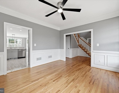 104 Bramble Court - Photo Thumbnail 19