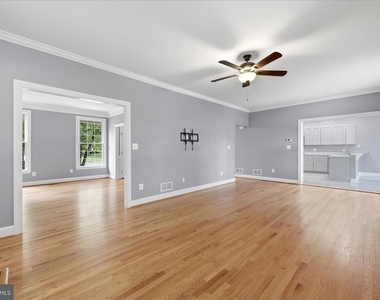 104 Bramble Court - Photo Thumbnail 10