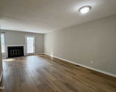 6221 Tributary Drive - Photo Thumbnail 3