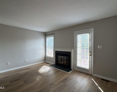 6221 Tributary Drive - Photo Thumbnail 13