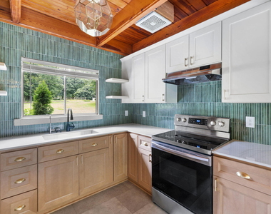 2118 Timberlake Drive - Photo Thumbnail 7
