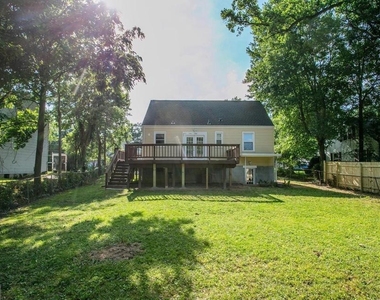 4023 Chestnut Street - Photo Thumbnail 7
