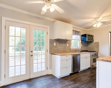 4023 Chestnut Street - Photo Thumbnail 13